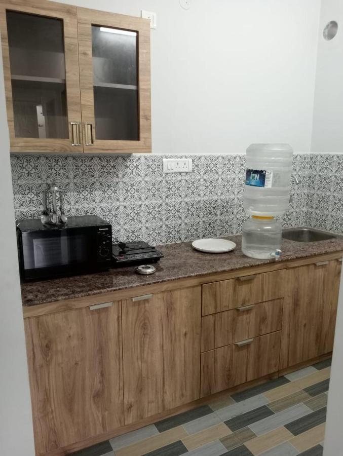 Season 4 Residences - 1Bhk Furnished Apartments Csennai Kültér fotó