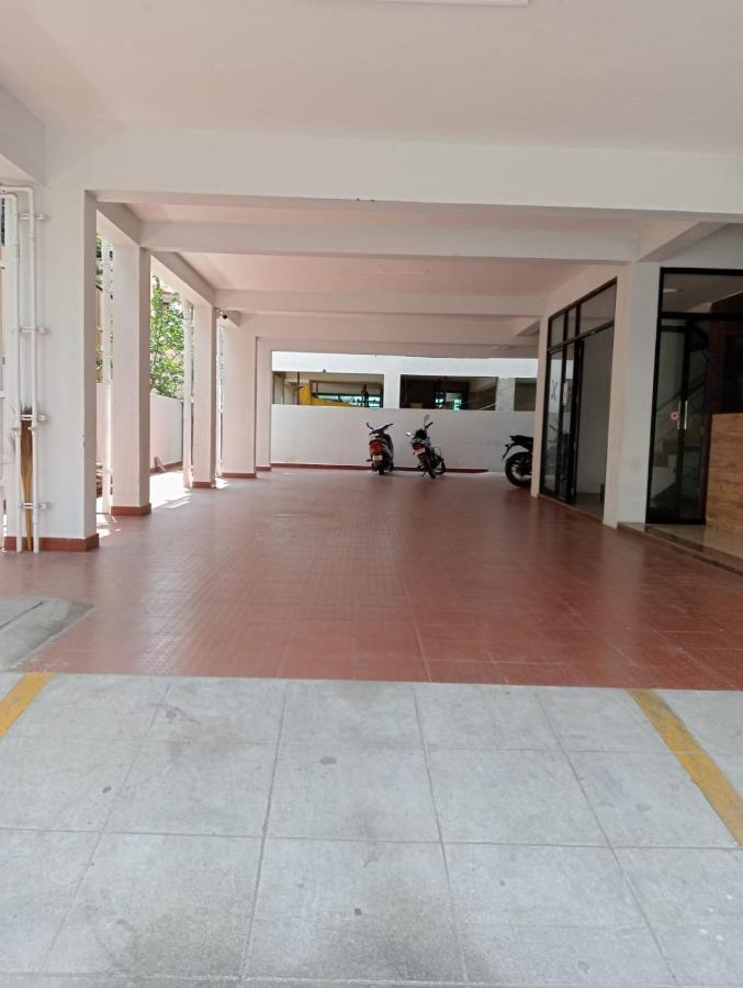 Season 4 Residences - 1Bhk Furnished Apartments Csennai Kültér fotó