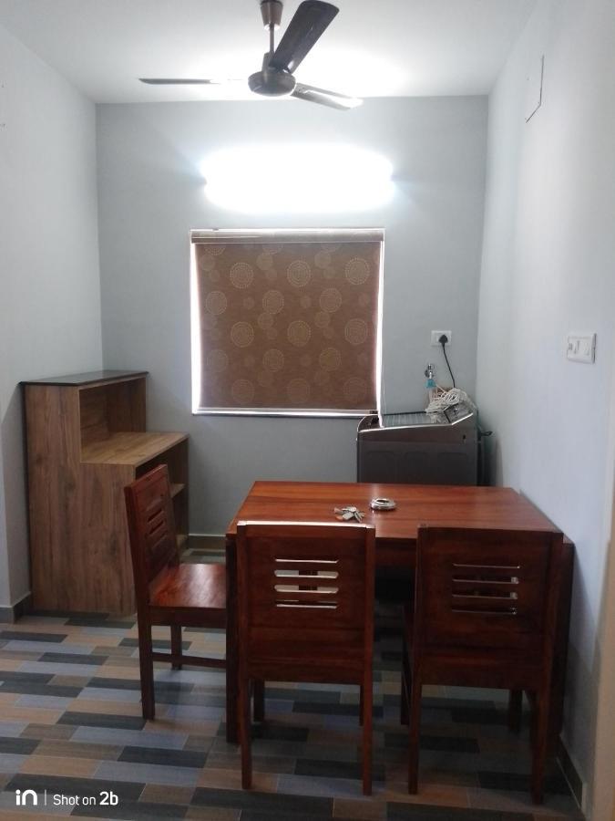 Season 4 Residences - 1Bhk Furnished Apartments Csennai Kültér fotó