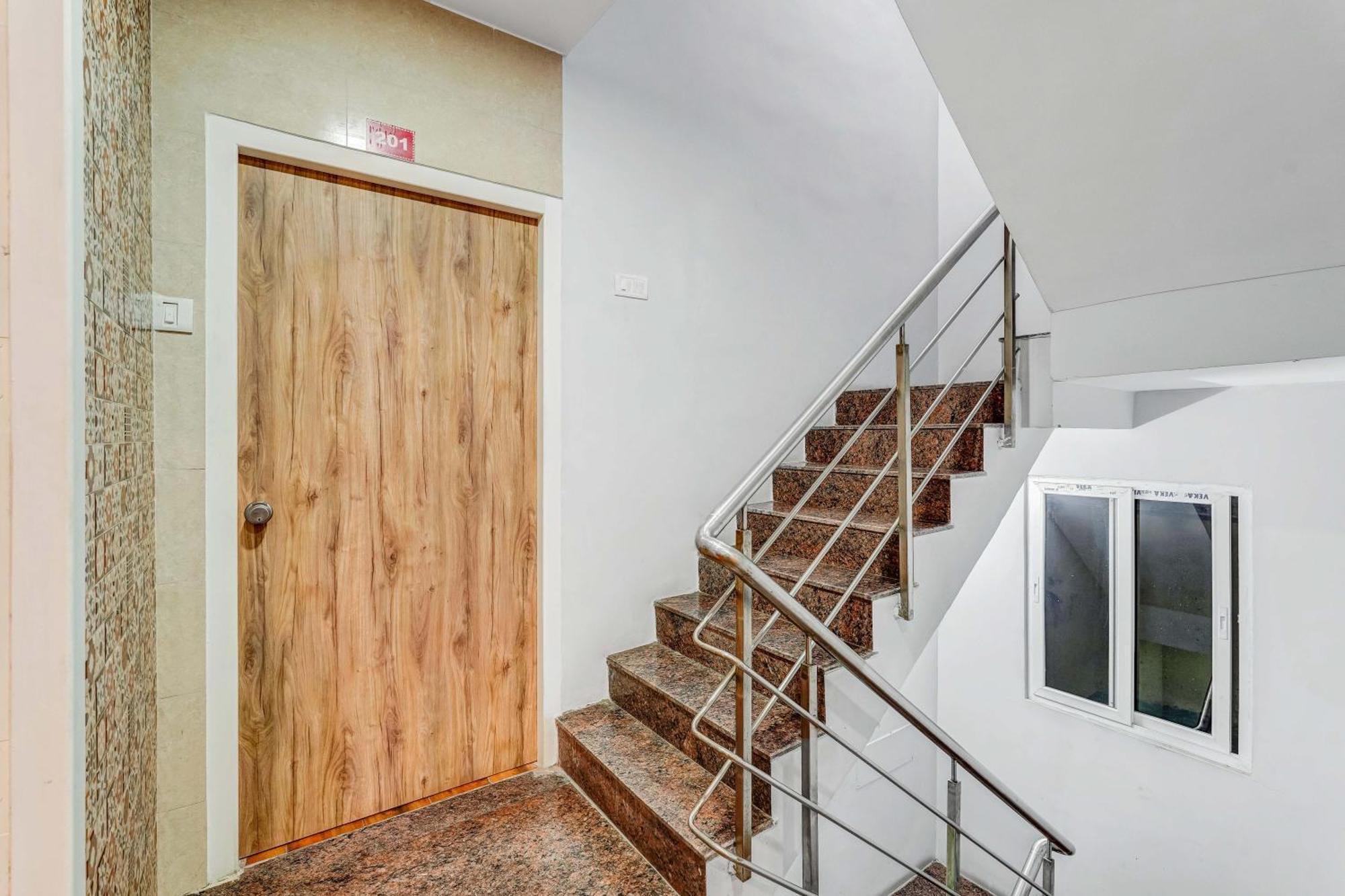 Season 4 Residences - 1Bhk Furnished Apartments Csennai Kültér fotó